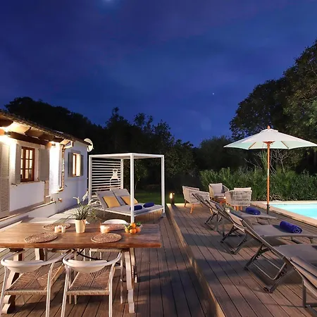 Villa Alegre